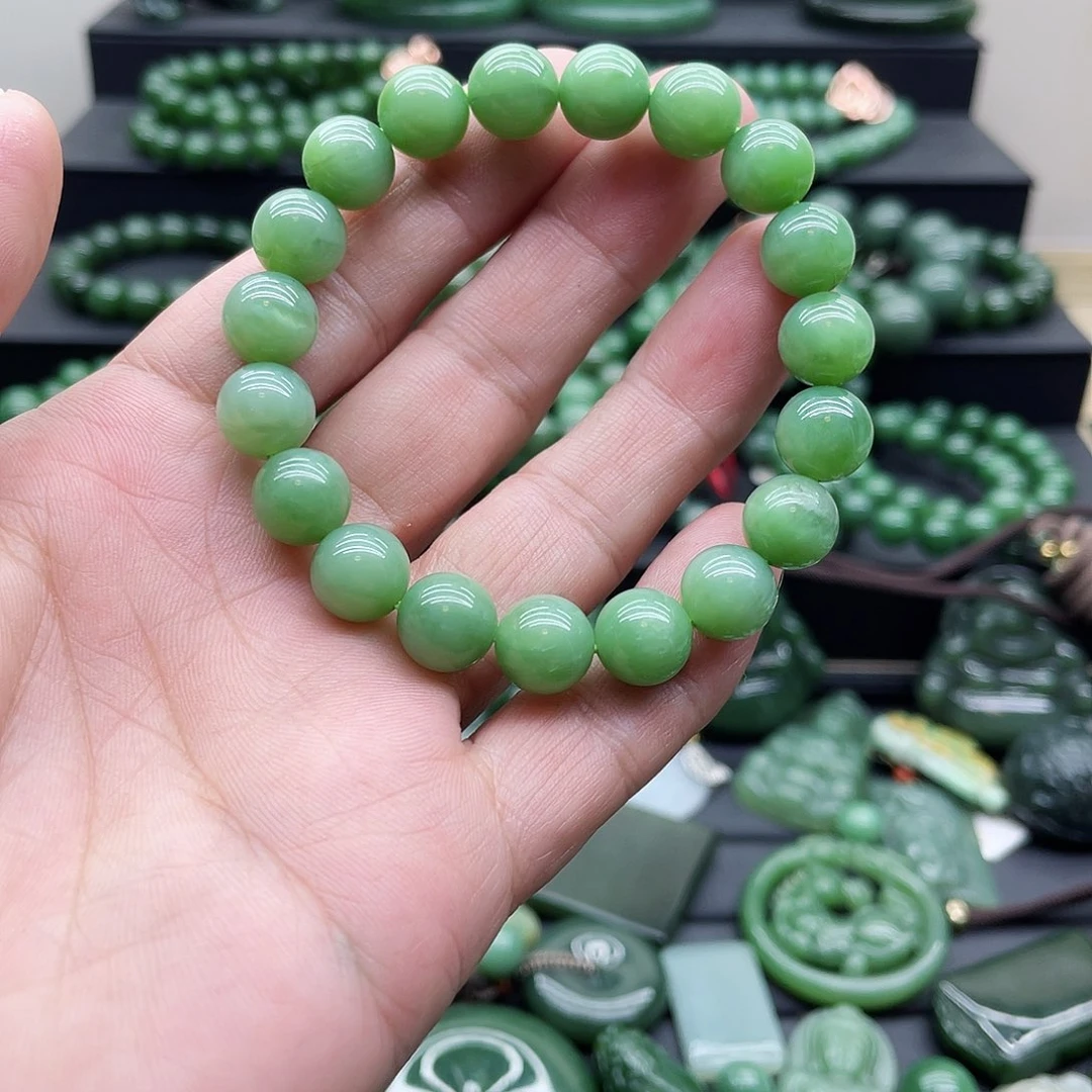 ****少未镶嵌手链和田玉（碧玉）