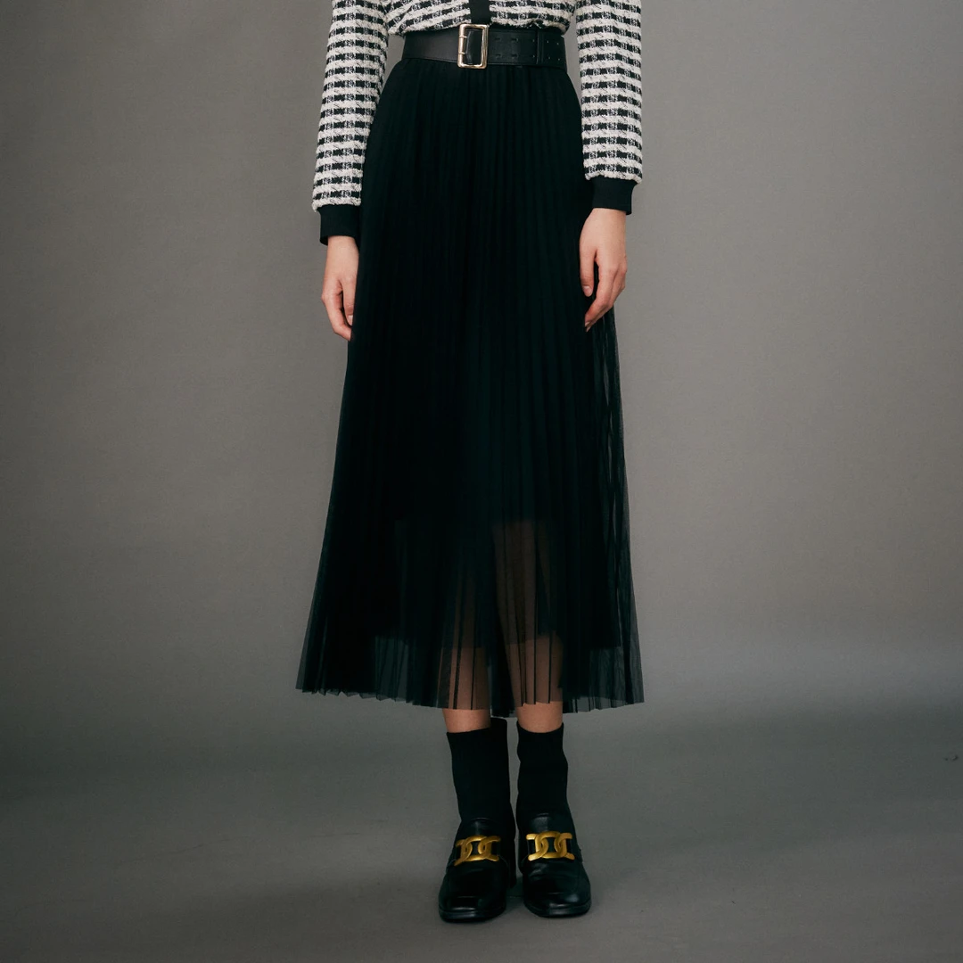 遇见  UES04Q052  秋冬时尚收腰重工光泽感网纱百褶半身裙