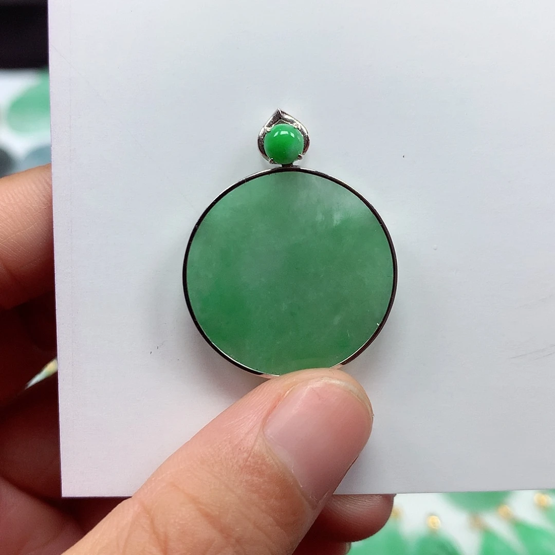 翡翠18K金镶嵌吊坠(不含链)