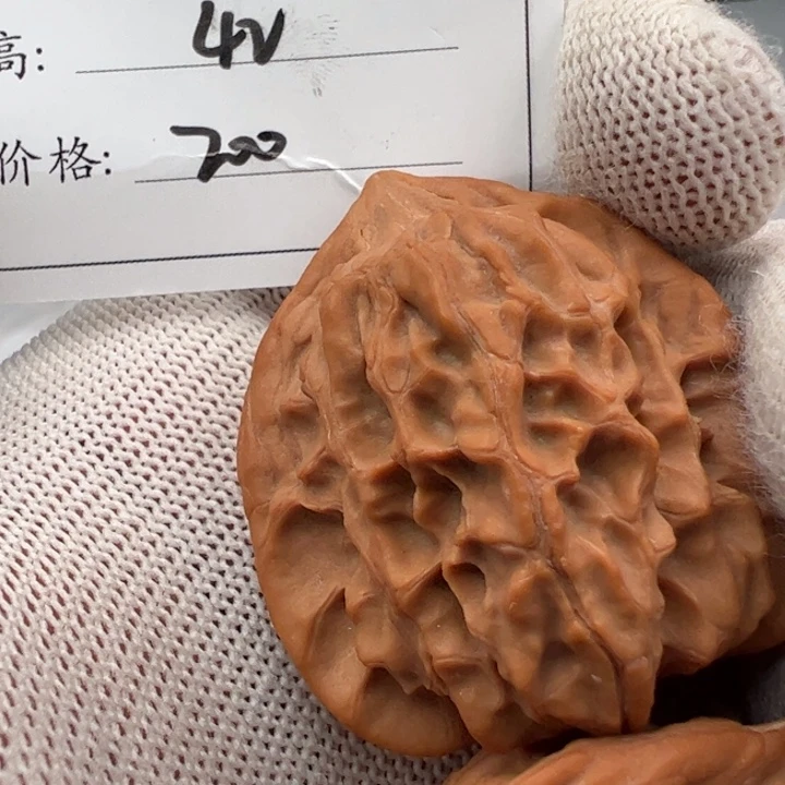 文玩核桃把件年***比北京官帽30