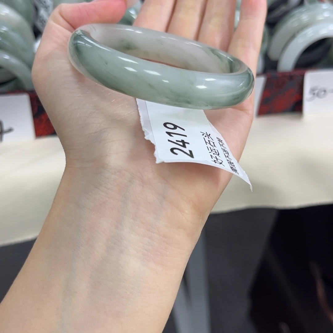 石英质玉未镶嵌手镯2419