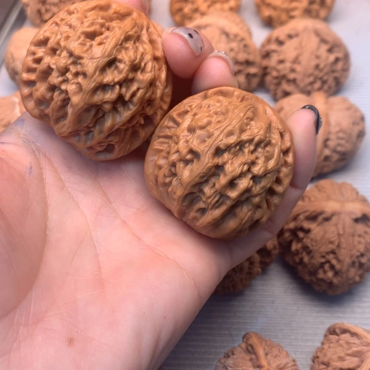 糊***糊文玩核桃把件红锦鲤