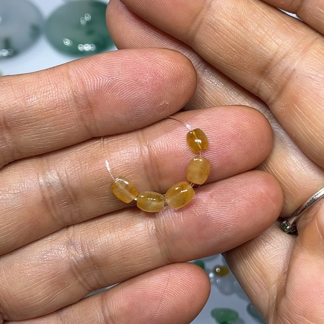 定制翡翠未镶嵌桶珠