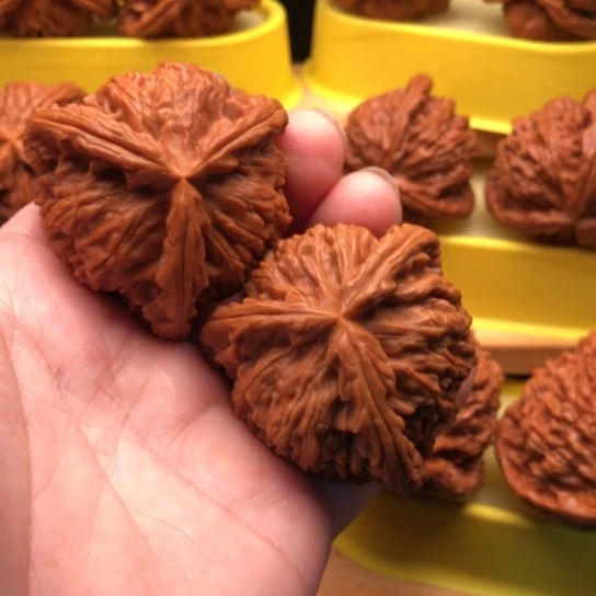 文玩核桃吊坠核桃