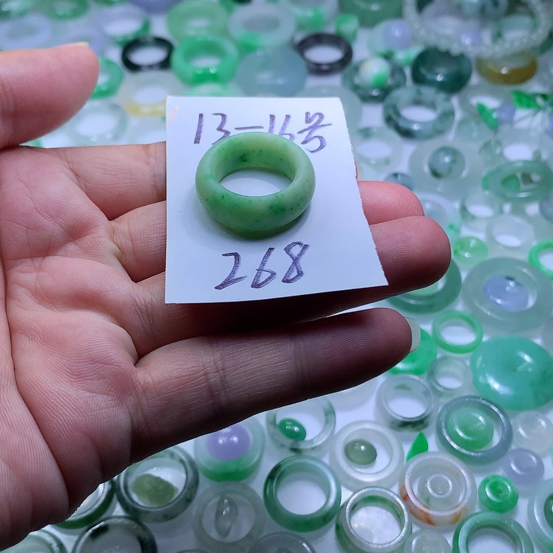 未镶嵌定制翡翠翡翠