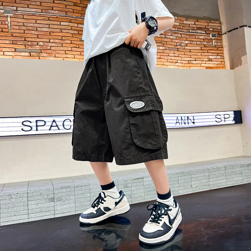 男童夏季黑色薄款五分工装短裤2025新款男孩夏帅气裤子K242KZ4364