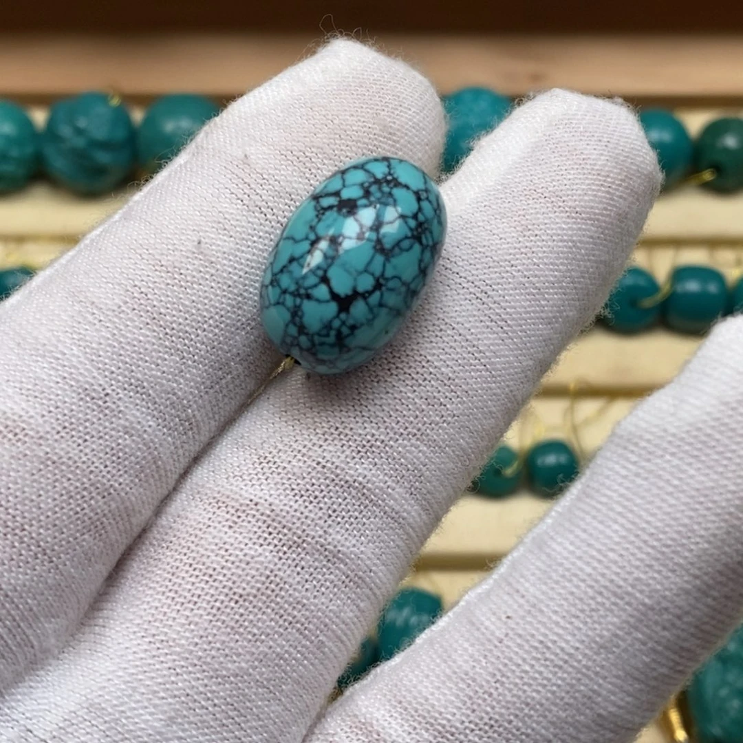 绿松石未镶嵌珠宝奇石644/20.2mm