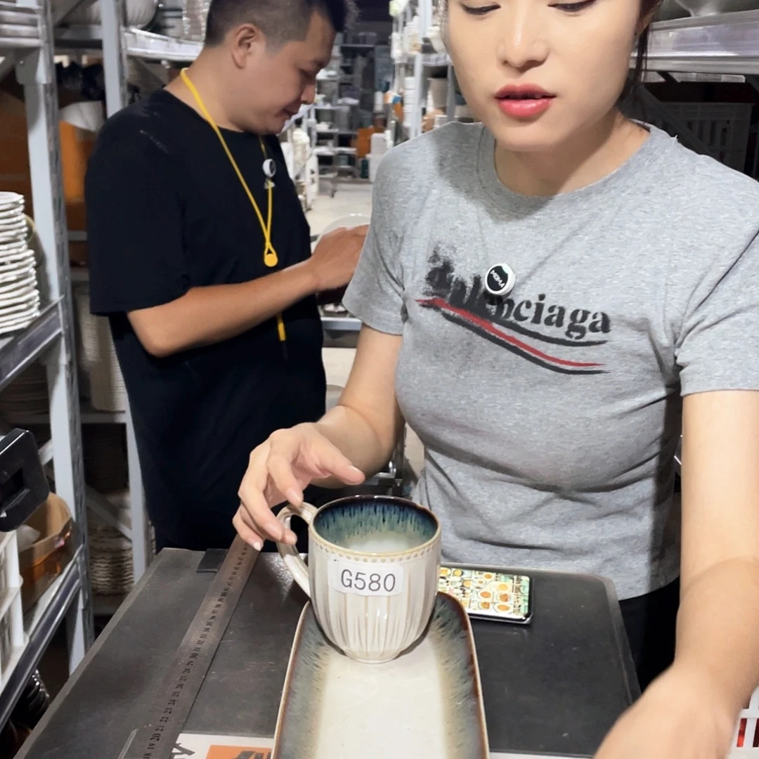 瓷片018            2杯2盘