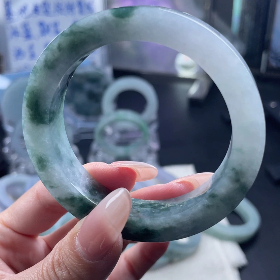 定制翡翠未镶嵌正圈有裂漏