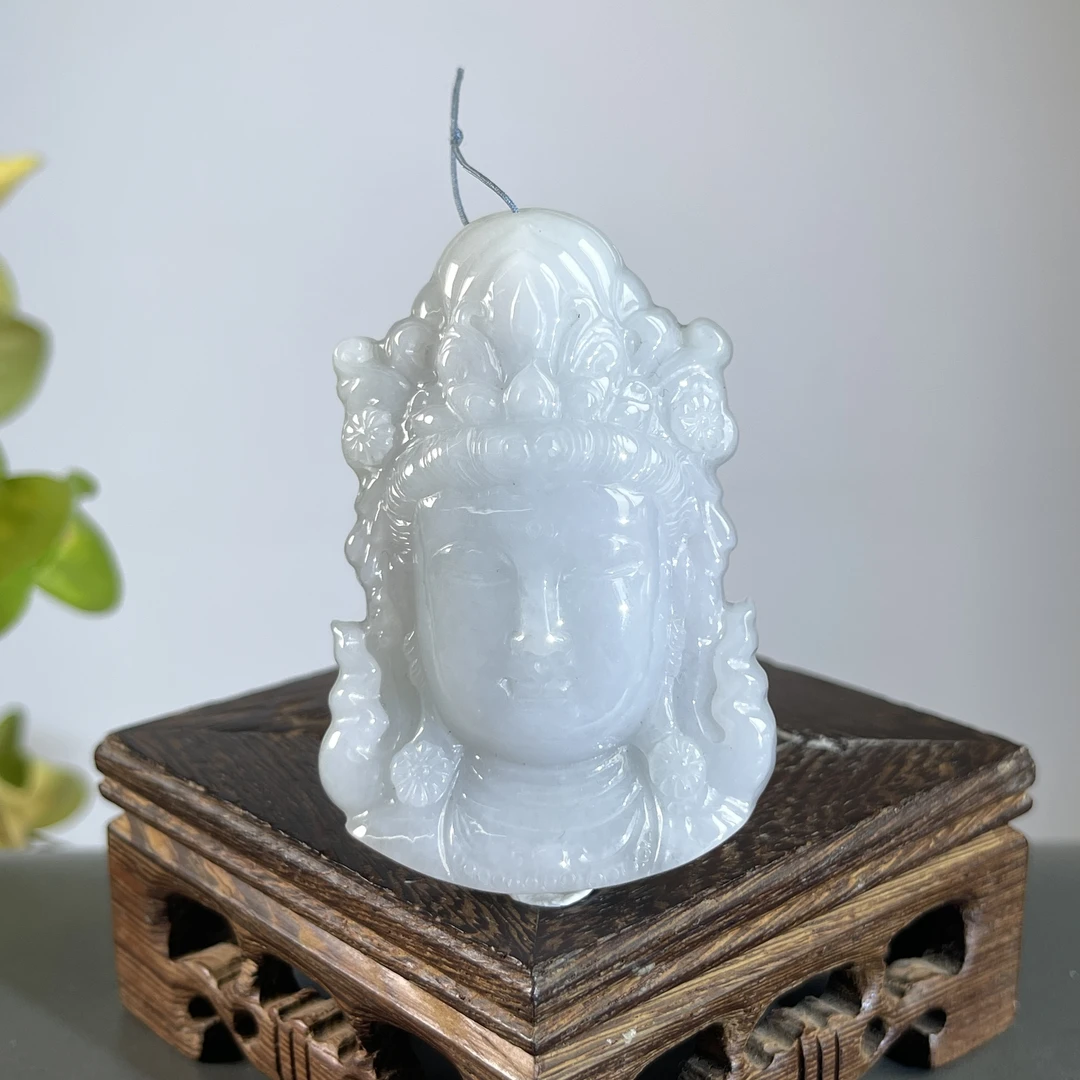 JCB25-105   天然缅甸A货翡翠  观音首