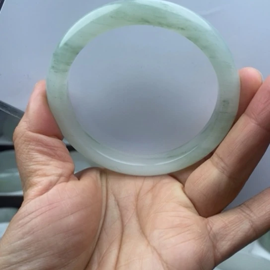 石英质玉（金丝玉）手镯未镶嵌
