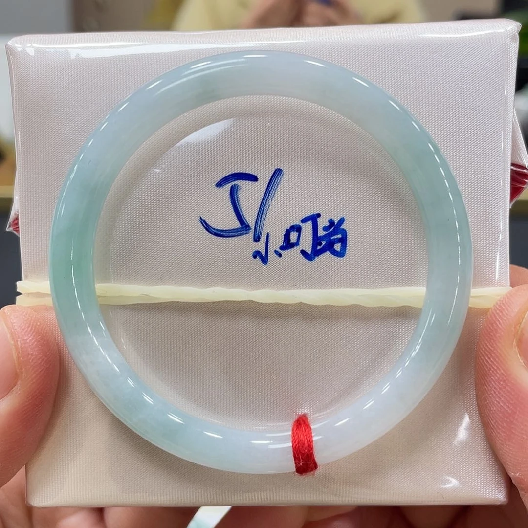 未镶嵌手镯翡翠翡翠