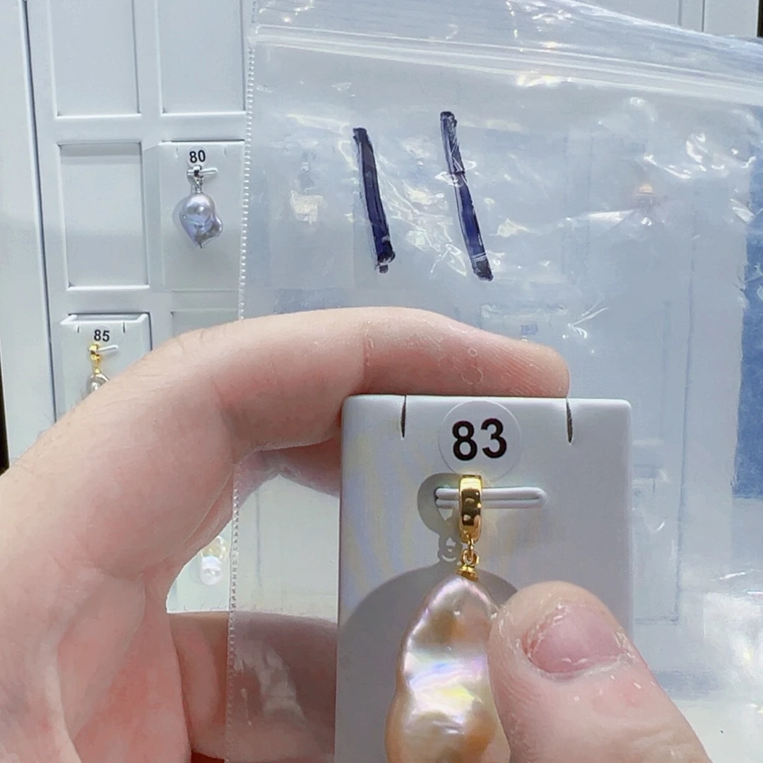 淡水珍珠合金颈饰