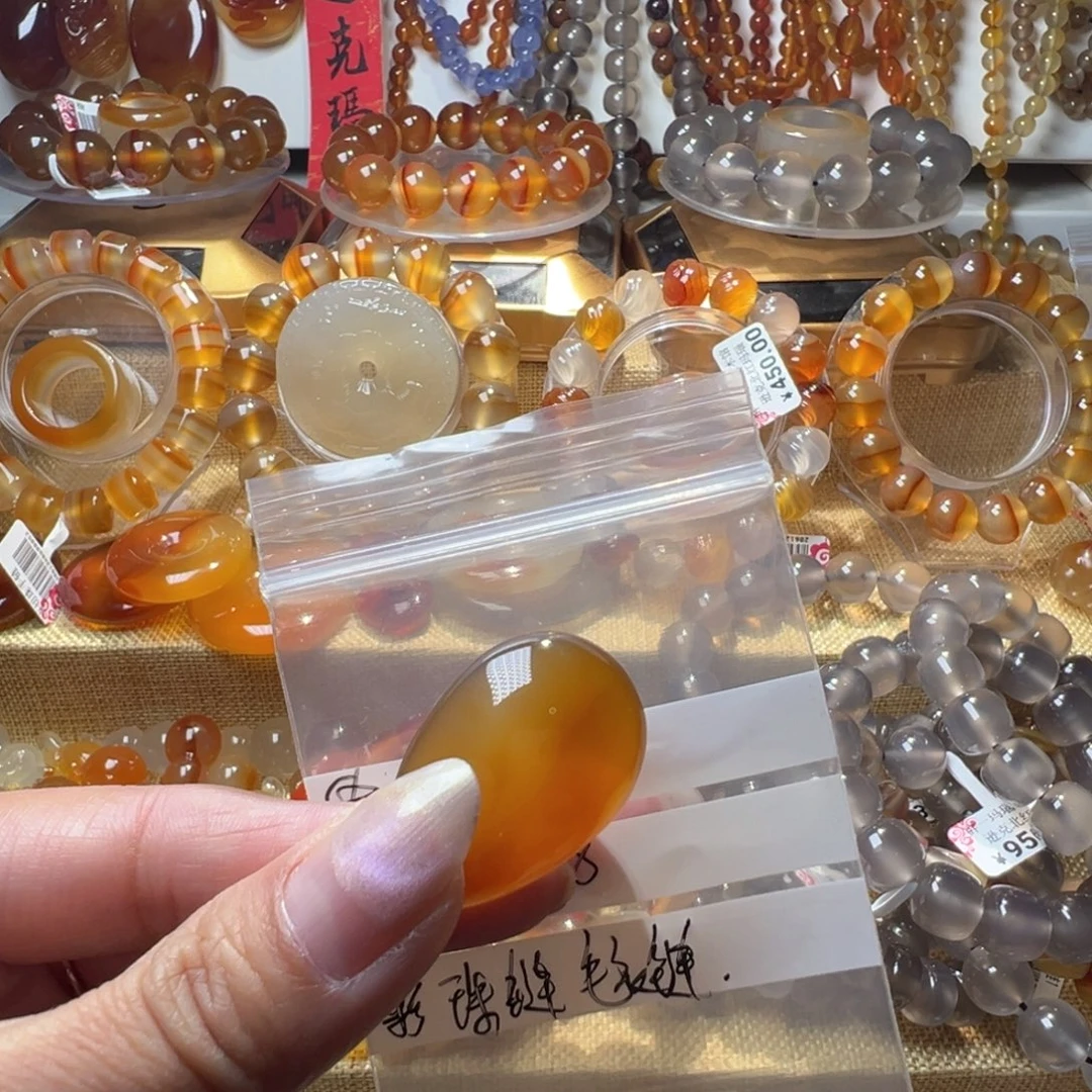 喜***乐玛瑙/玉髓合金颈饰8