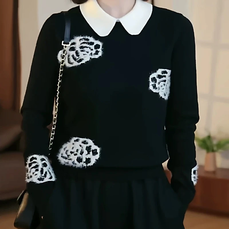 2025秋冬新款时尚撞色印花娃娃领长袖针织衫女高级感宽松显瘦上衣