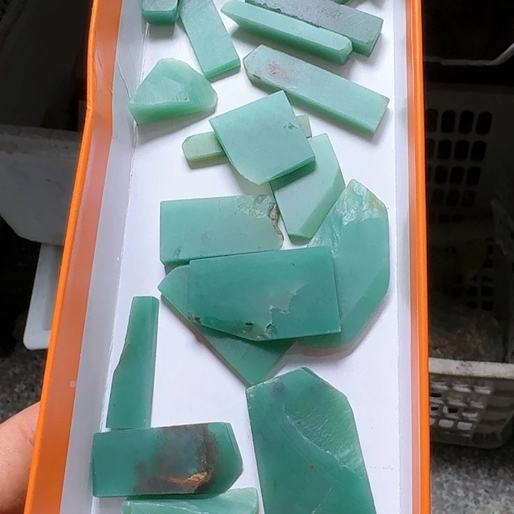 四川石憨***香四川石素质