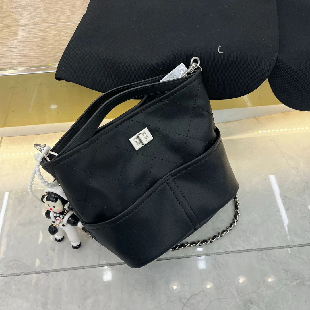 2025春夏新款潮流腋下百搭网红复古单肩斜挎包时尚女包 7163