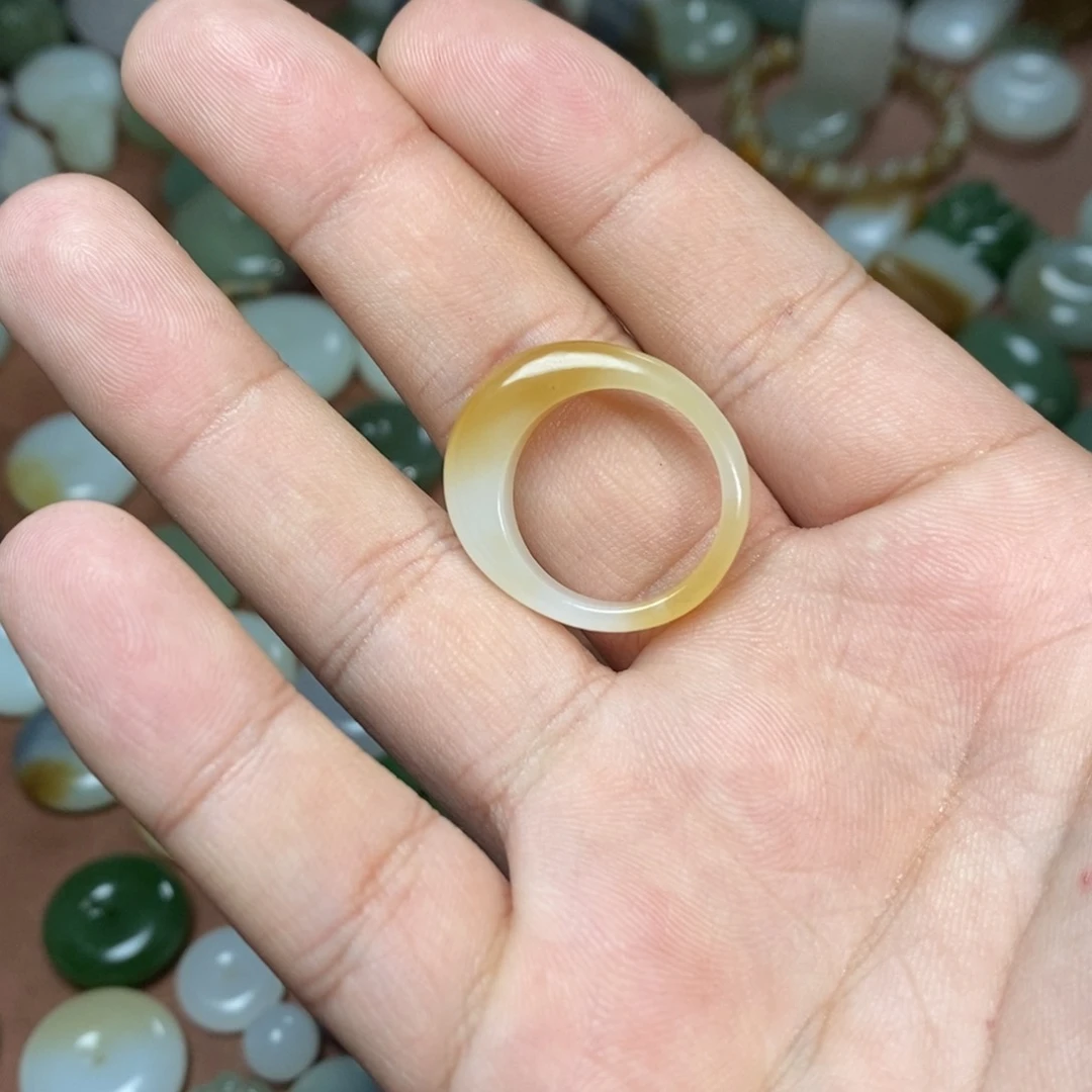 和田玉吊坠(不含链)未镶嵌天**甜
