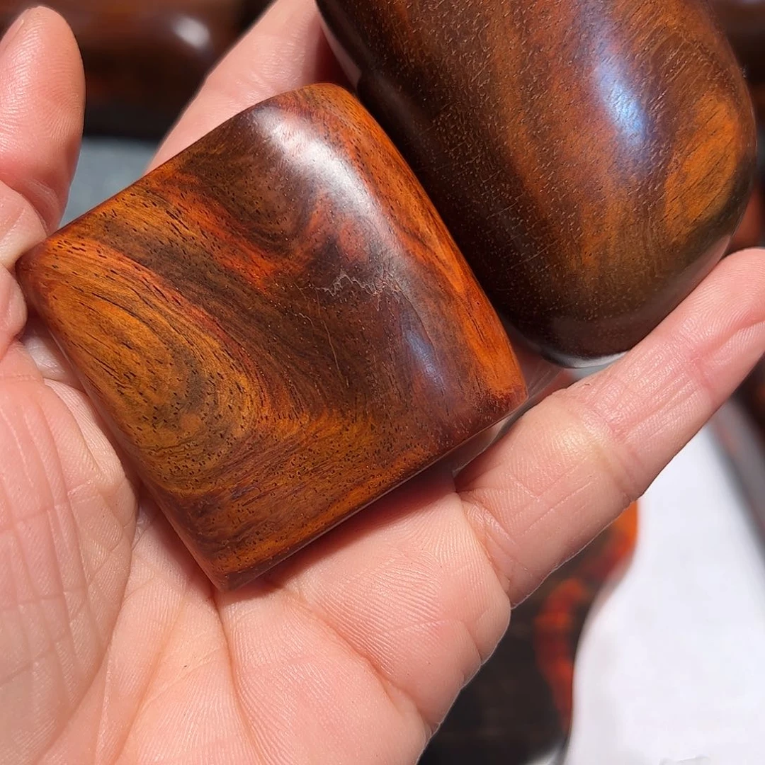 交趾黄檀（大红酸枝）用****5