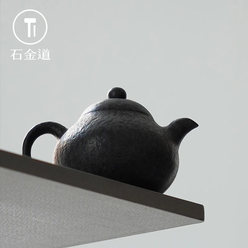 石金道《茶人系列》之〈薄胎款-文旦壶）180mL天然冰碛岩手工个性石壶