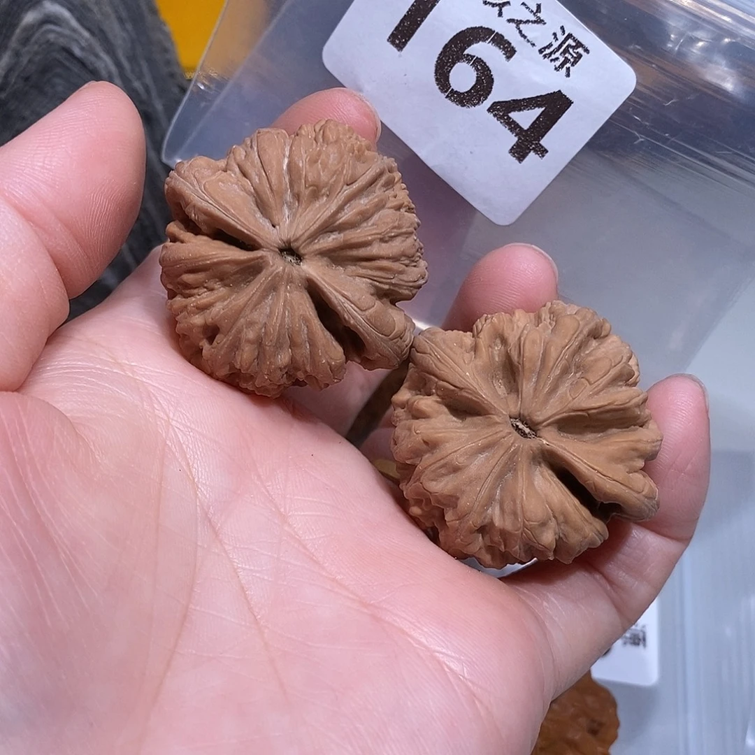 吊坠文玩核桃38全品暴雪，漂亮雪花底