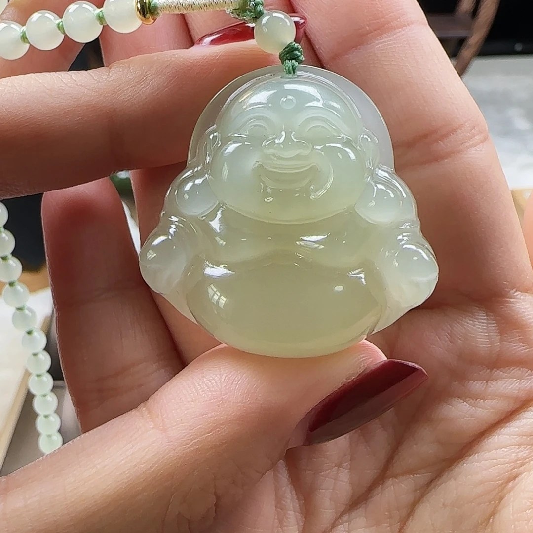 和田玉未镶嵌吊坠(赠链)