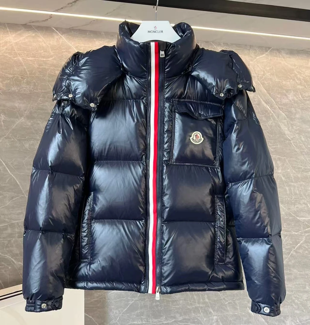 未使用 MONCLER 盟可睐/GG/montbeliard男士午夜蓝羽绒服