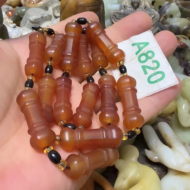 玛瑙/玉髓颈饰未镶嵌