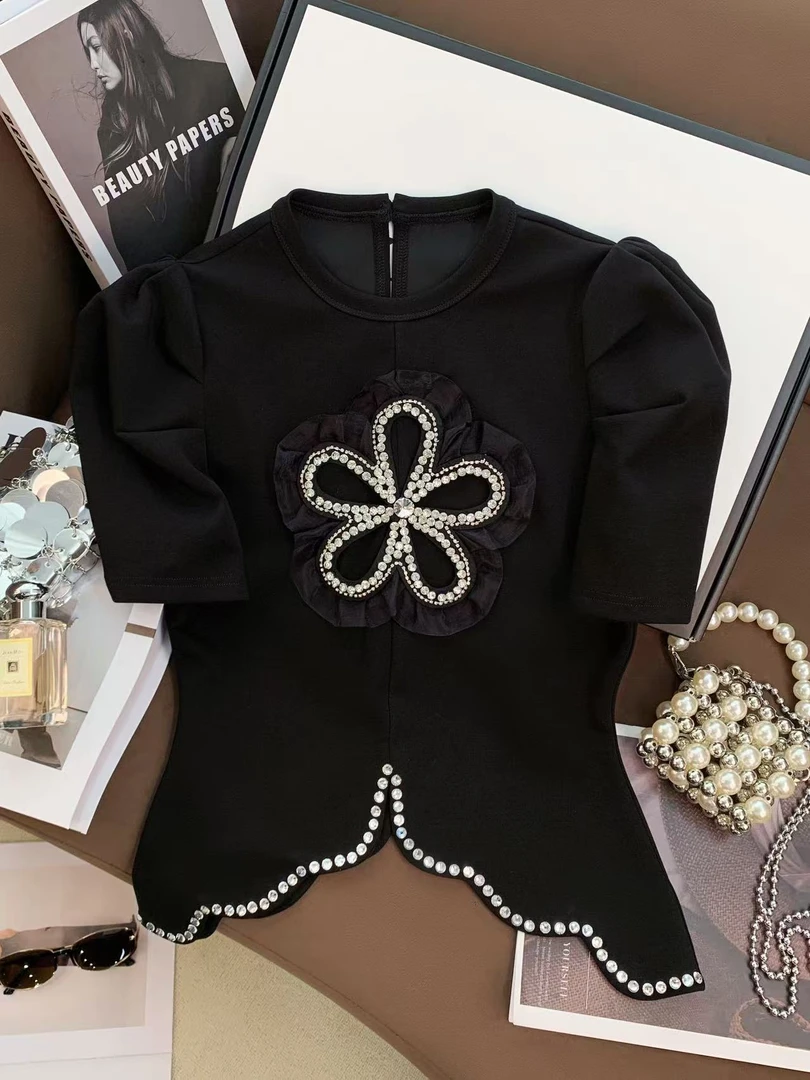 ZHOUYI/周一 2025夏季黑色圆领百搭上衣女烫钻花卉T恤时尚短袖