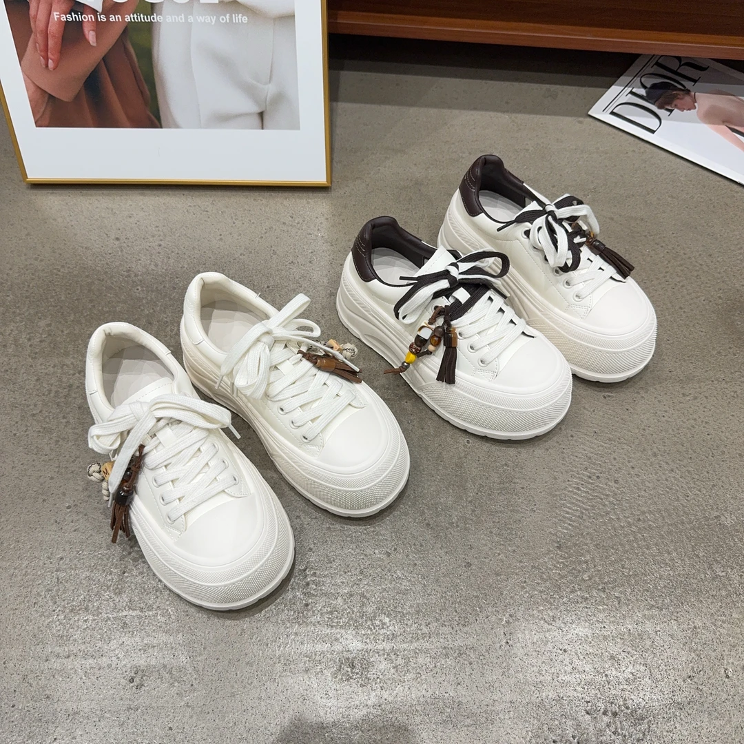 9196秋季新品女真皮圆头系带厚底休闲小白鞋运动时尚百搭德训板鞋