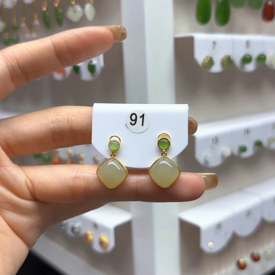 和田玉银S925镶嵌耳饰2