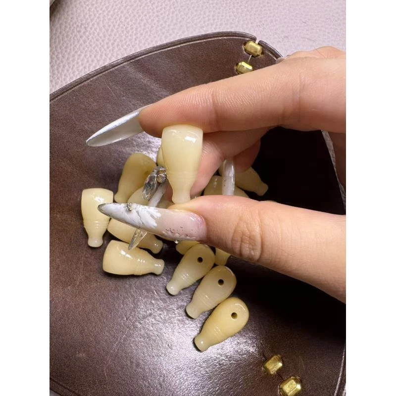 st0166驼骨玉化直切素三通1.2*2.4