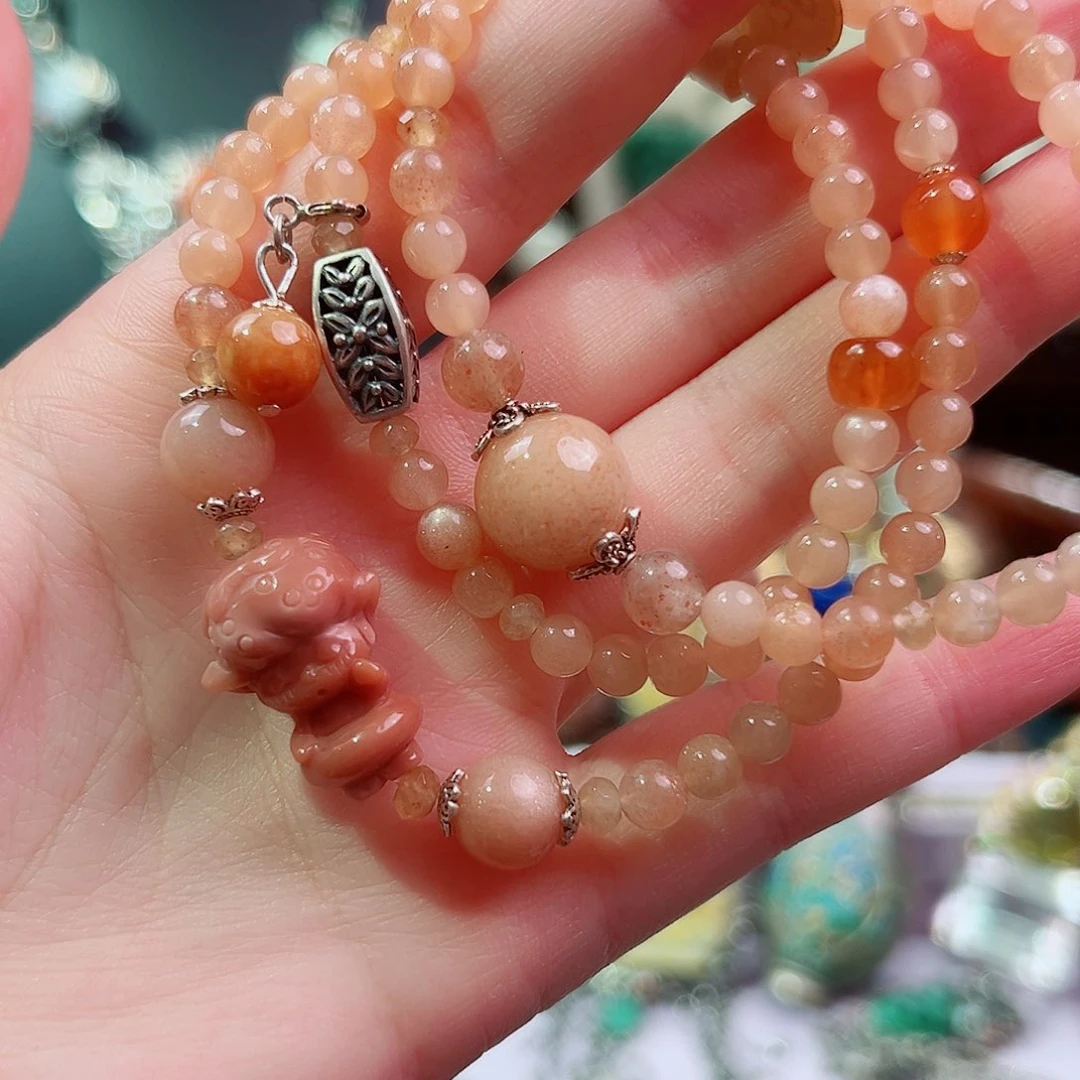 和田玉银S925镶嵌耳饰u****6，