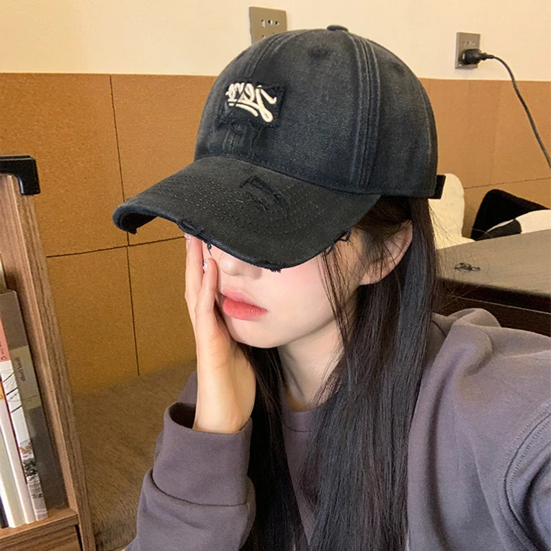 美式水洗牛仔刺绣棒球帽女遮阳大头围破洞弯檐鸭舌帽显脸小情侣款