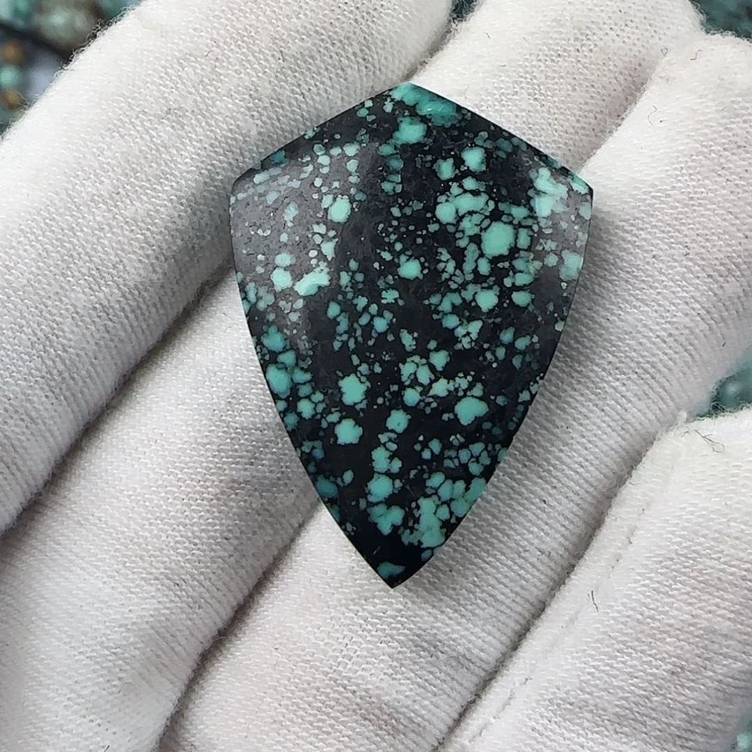 绿松石未镶嵌配饰