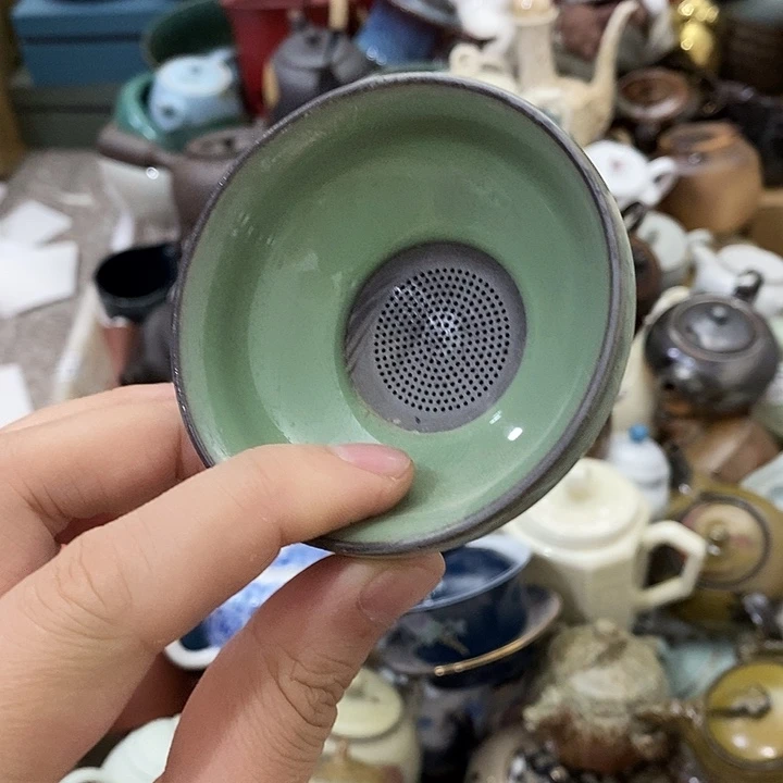 陶瓷艺术品及陶瓷壶壶