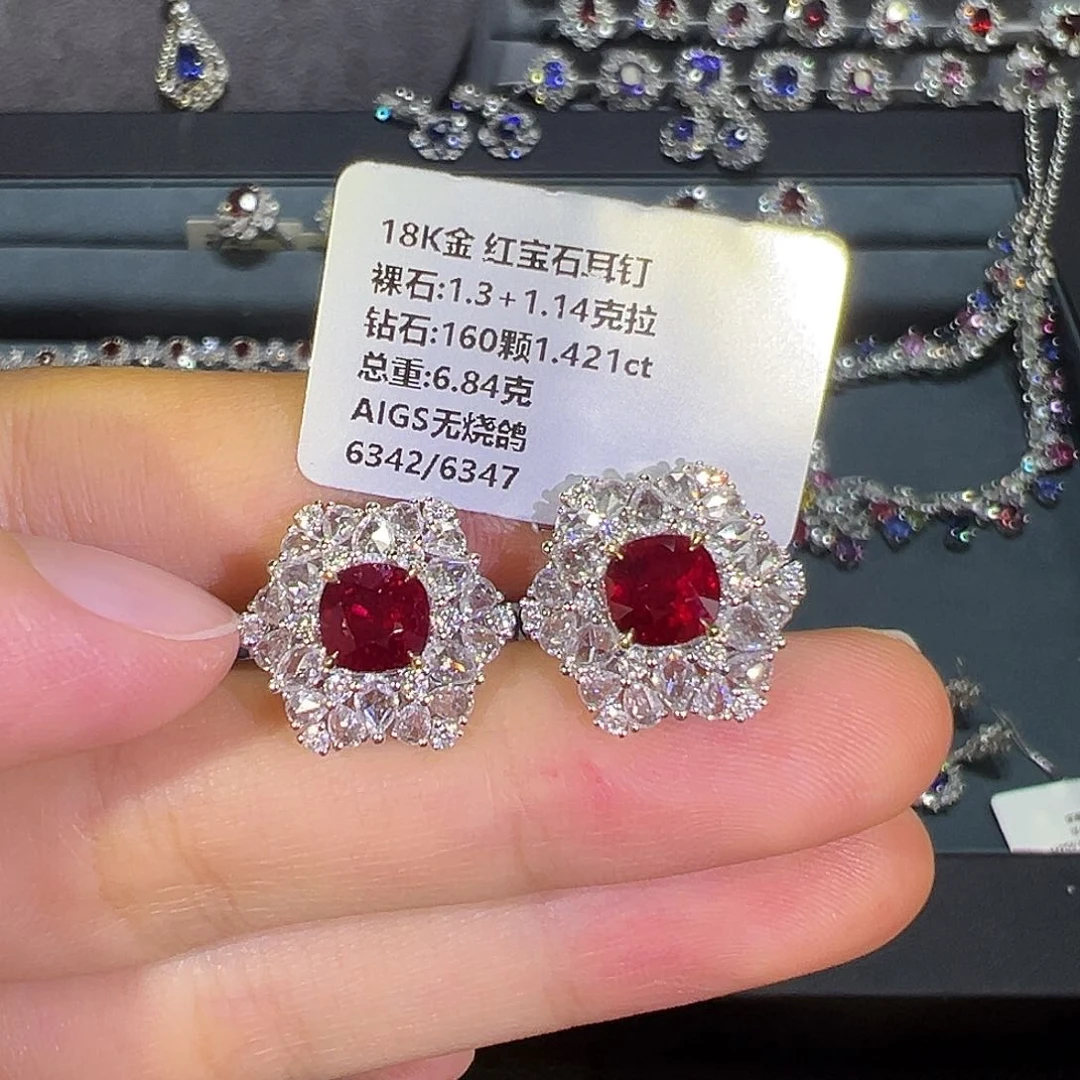 耳拍18K金镶嵌红宝石