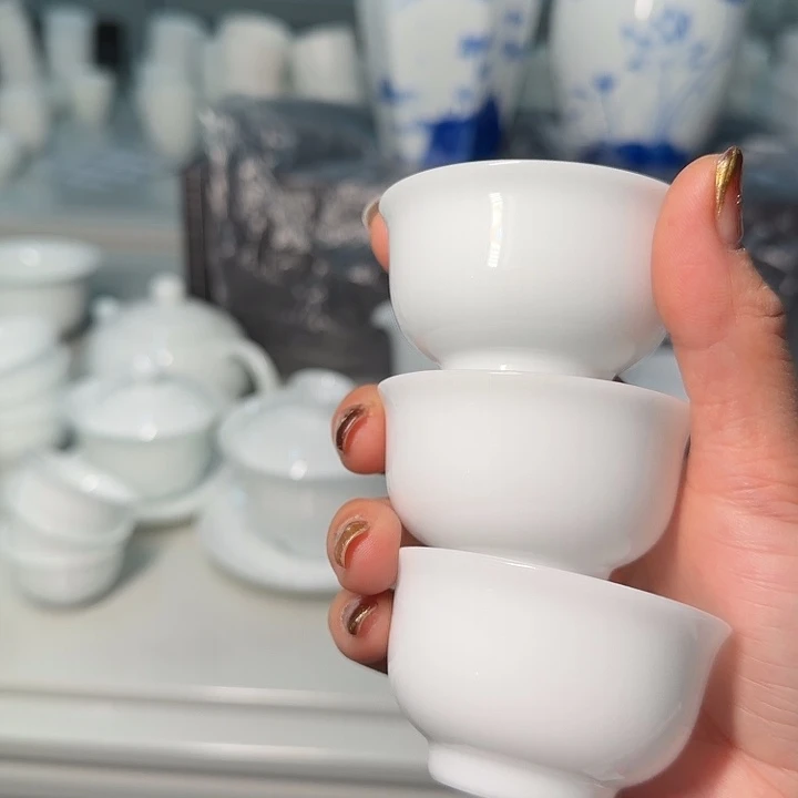 微瑕冰种专场反口杯3个一组40cc