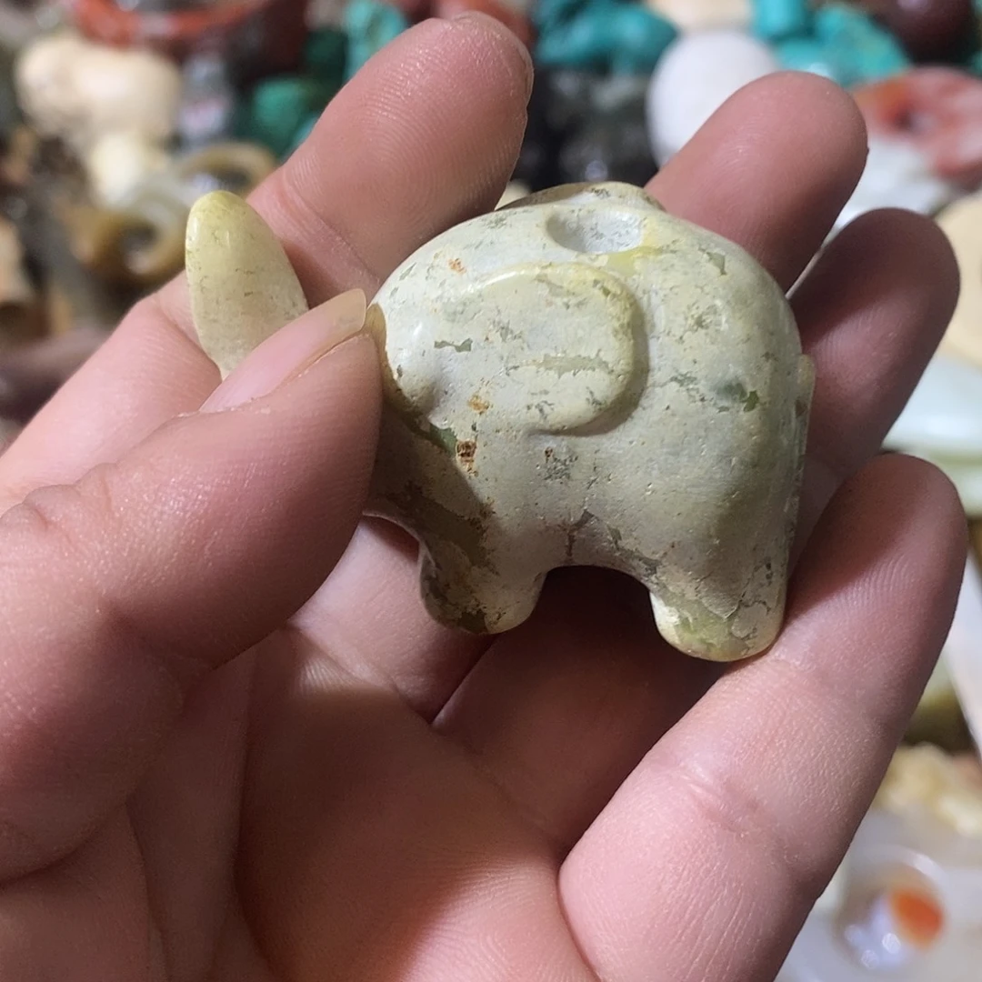 和田玉（糖玉）未镶嵌挂件