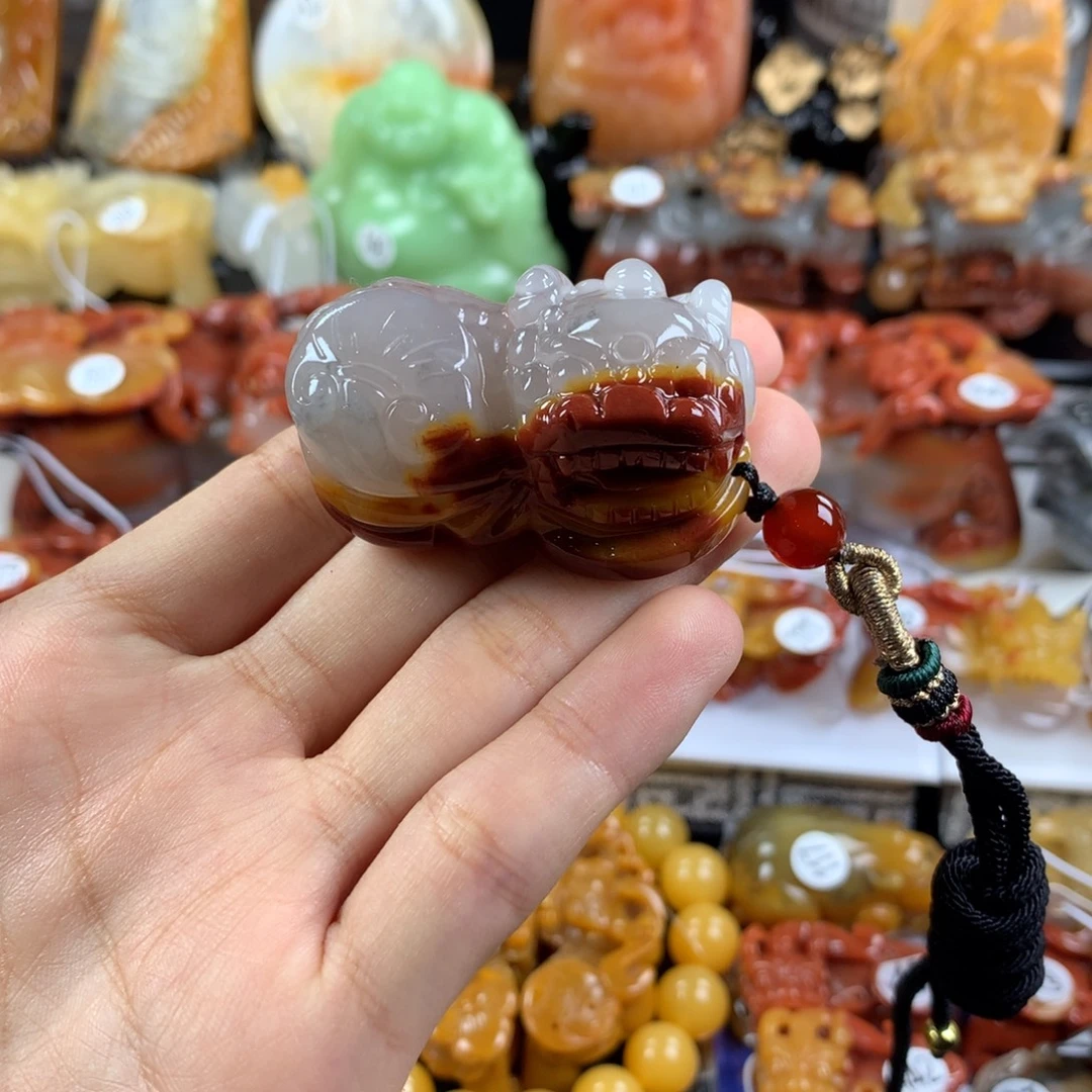 石英质玉（黄龙玉）未镶嵌挂件