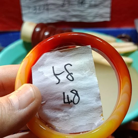 玛瑙/玉髓手镯未镶嵌