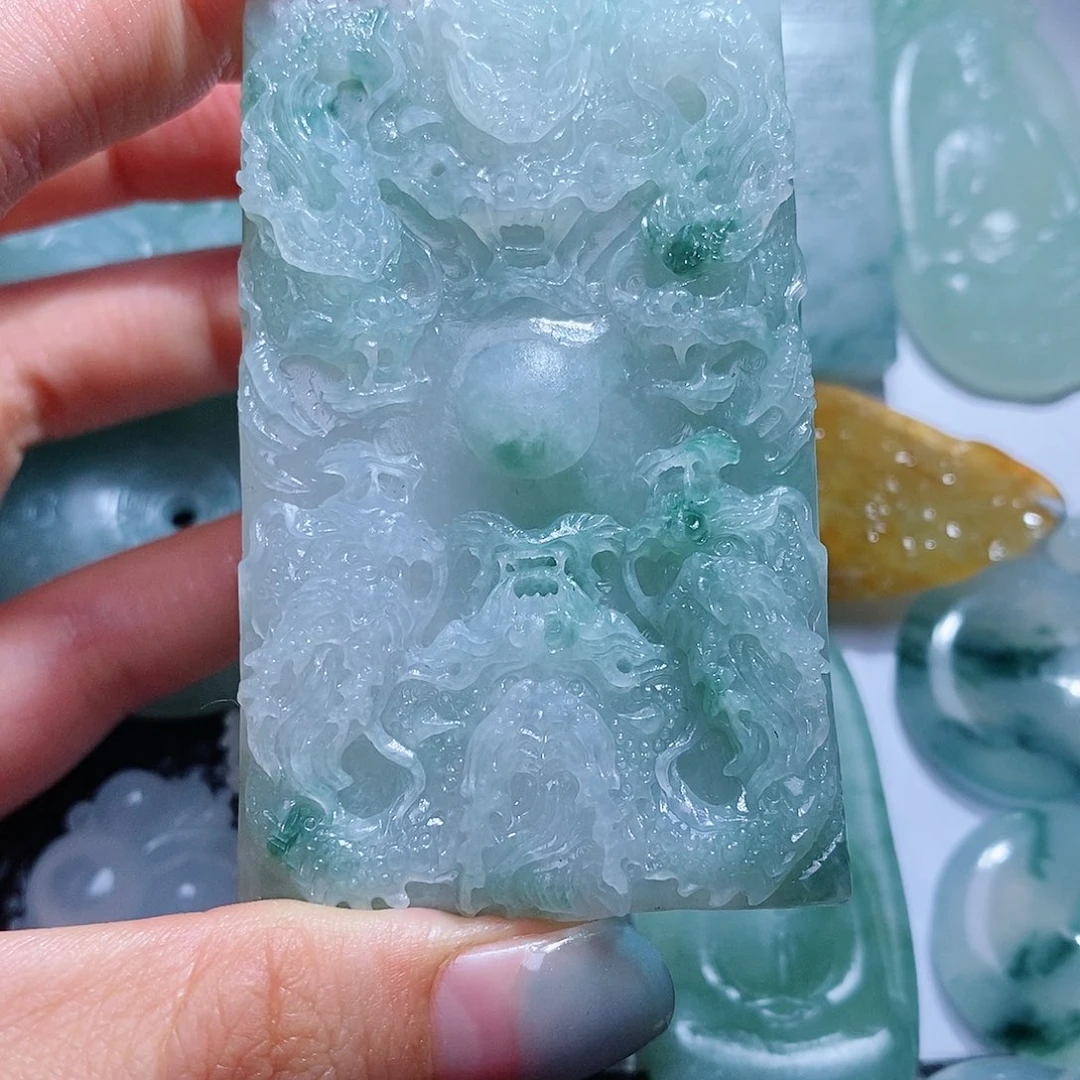 安***达定制翡翠未镶嵌毛货付款后确认抛光