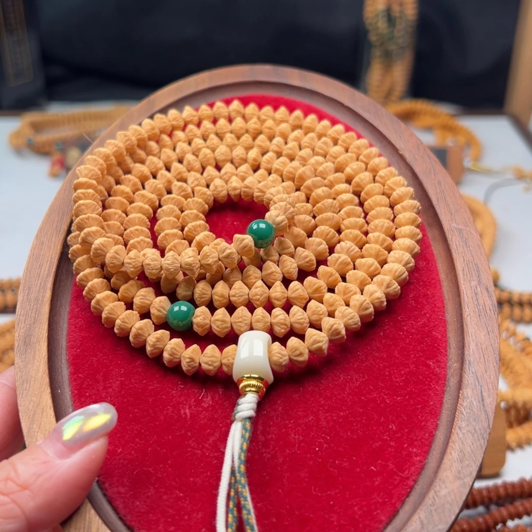 草***哥莲花菩提吊坠福满双莲