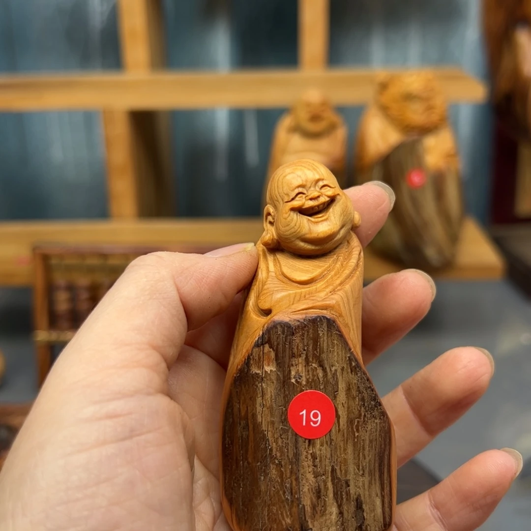 二***里木崖柏木摆件手把件，