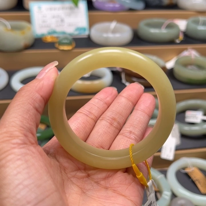 未镶嵌手镯和田玉55.5