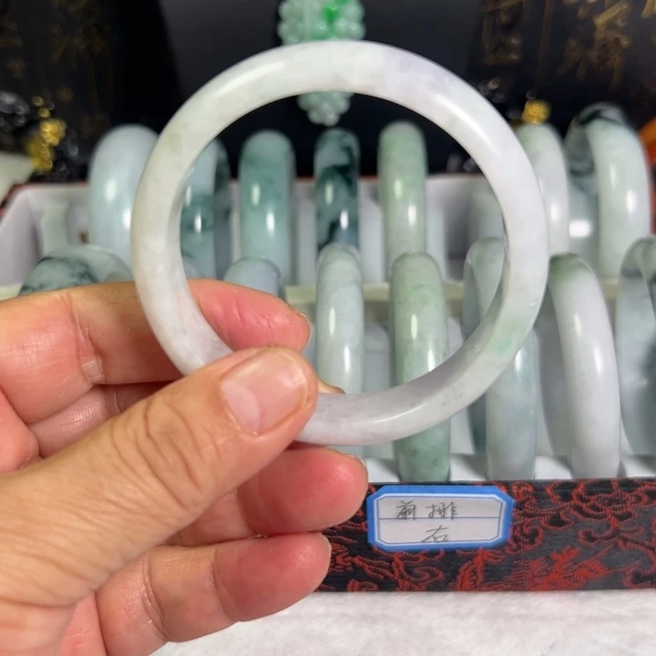 翡翠未镶嵌颈饰天然