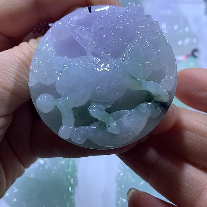 翡翠未镶嵌颈饰天然翡翠A货吊坠