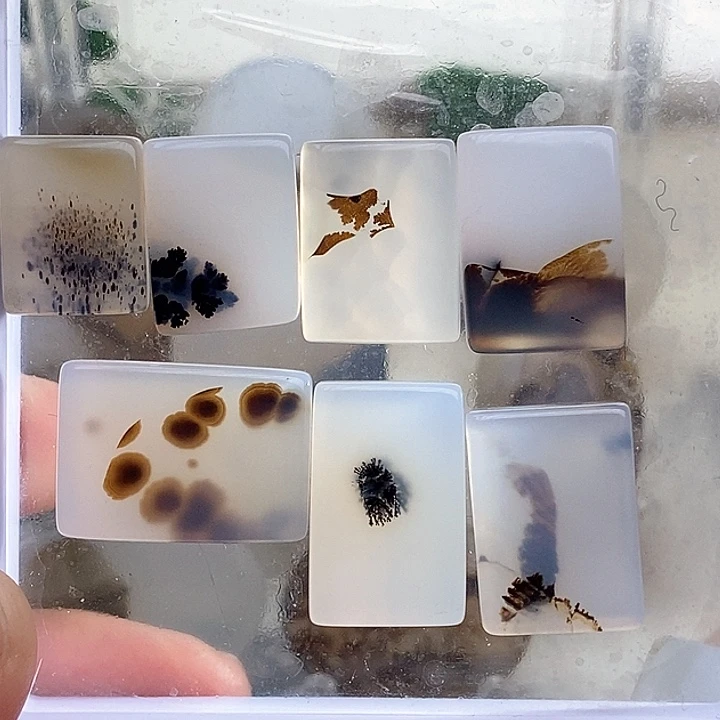 玛瑙/玉髓颈饰未镶嵌