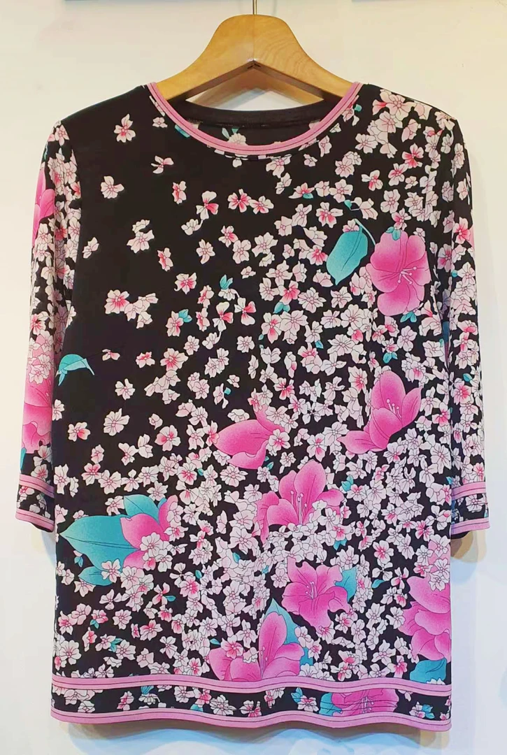 韩国黑标夏季最新款樱花缤纷高档气质衫欧若风