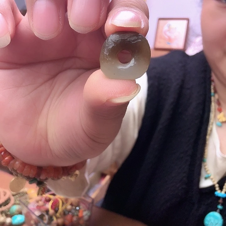 南红玛瑙未镶嵌颈饰